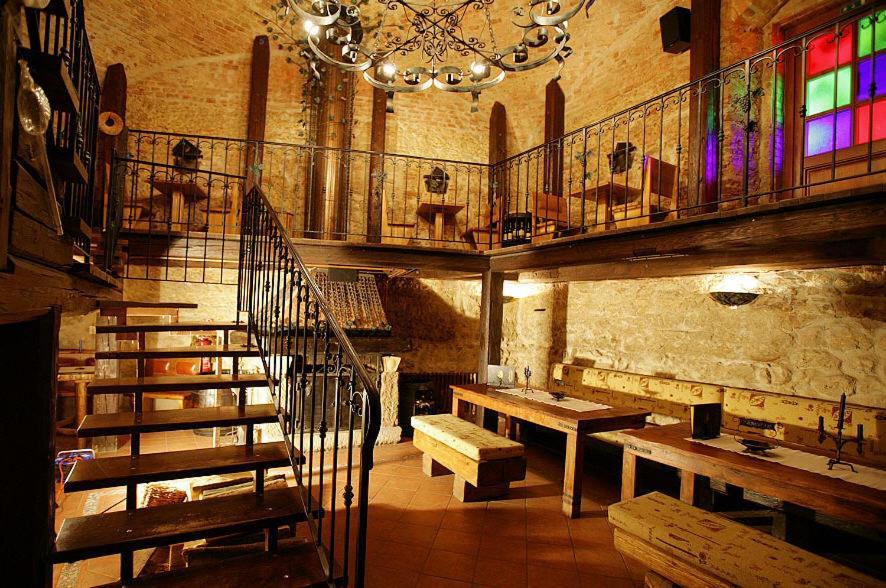 Chateau Krakovany Ngoại thất bức ảnh