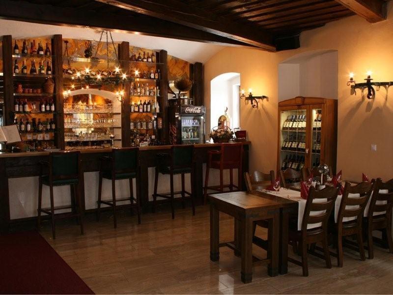 Chateau Krakovany Ngoại thất bức ảnh