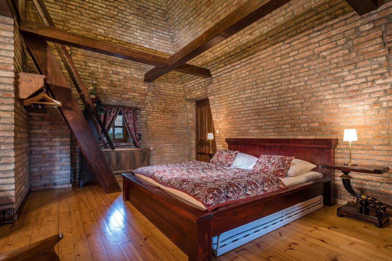 Chateau Krakovany Ngoại thất bức ảnh