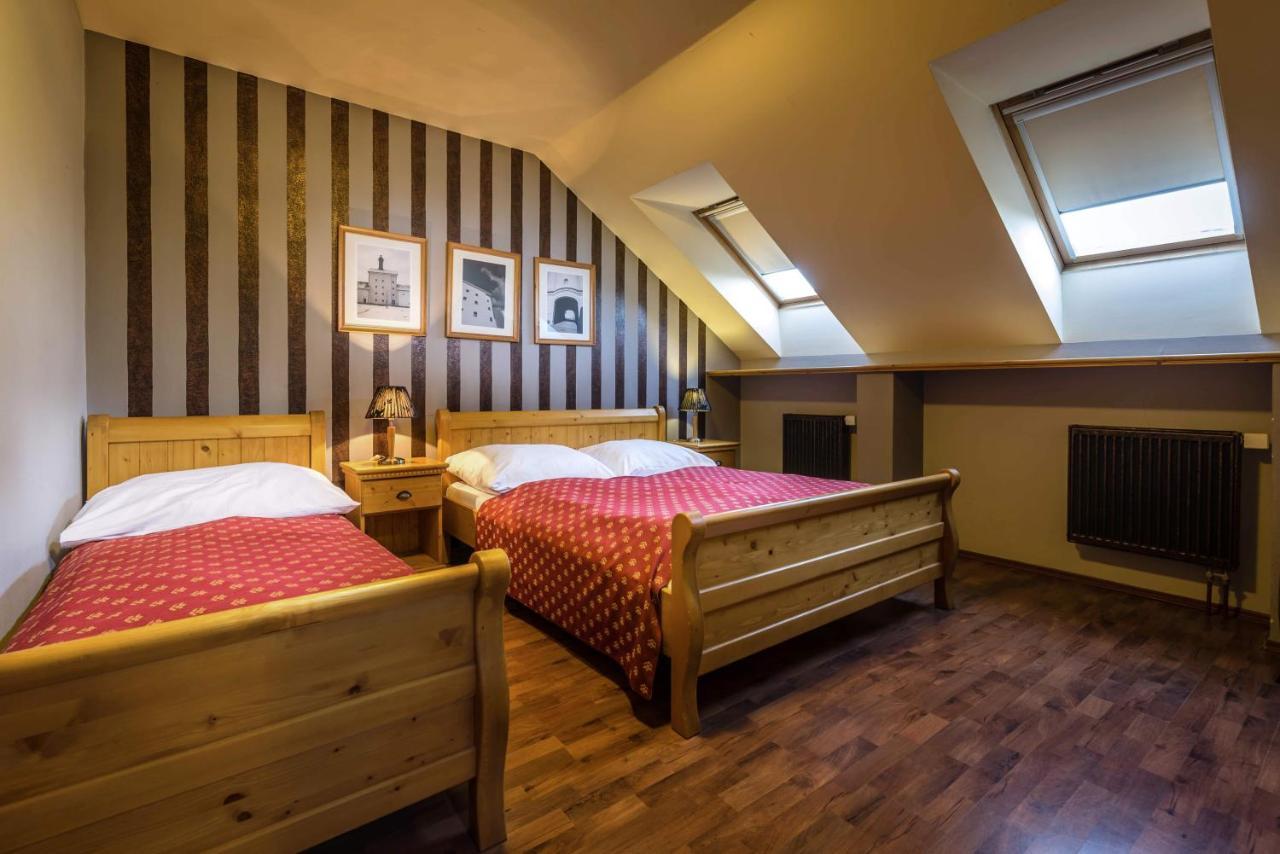 Chateau Krakovany Ngoại thất bức ảnh