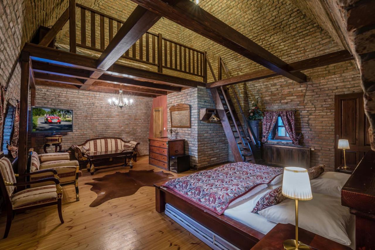 Chateau Krakovany Ngoại thất bức ảnh