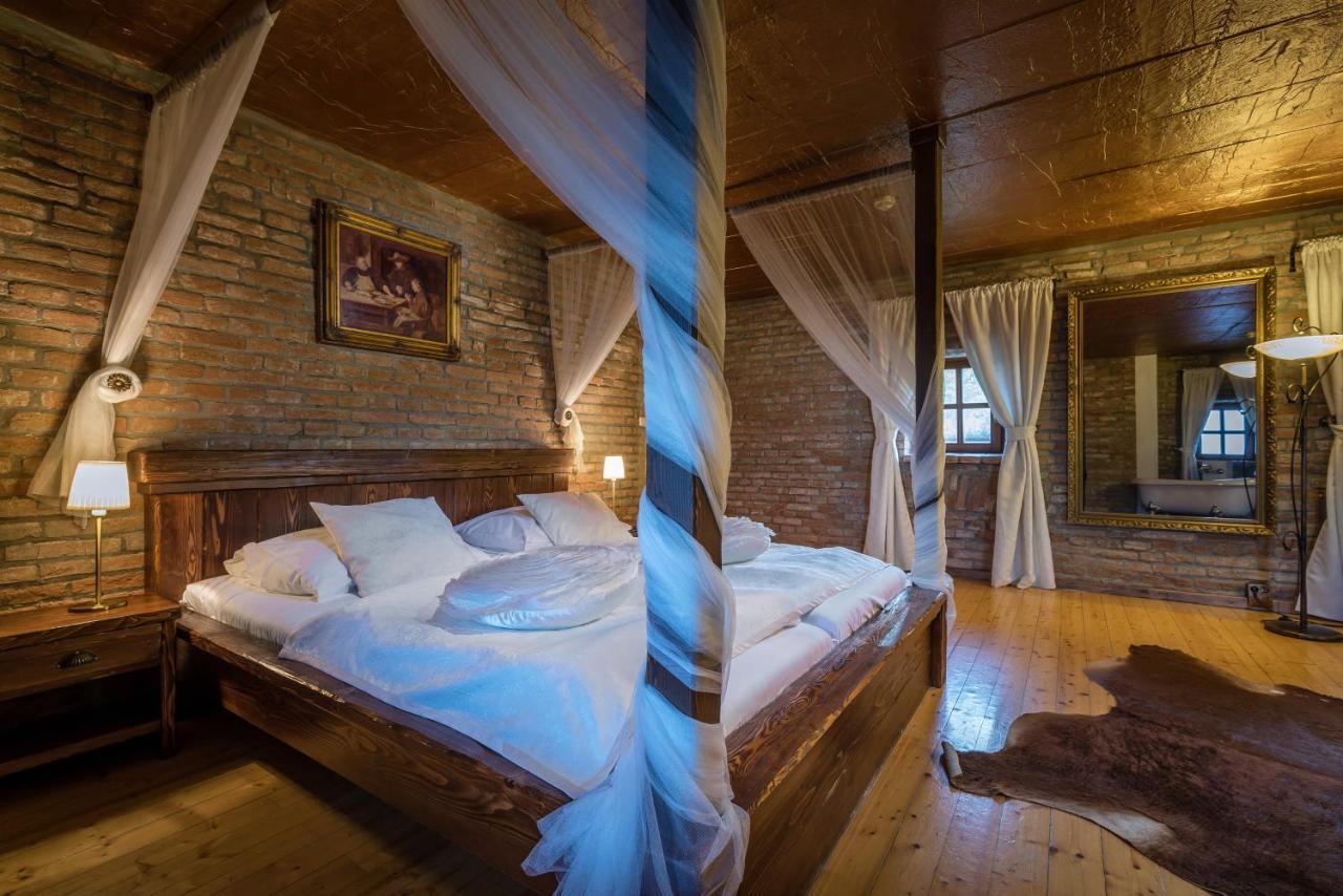 Chateau Krakovany Ngoại thất bức ảnh